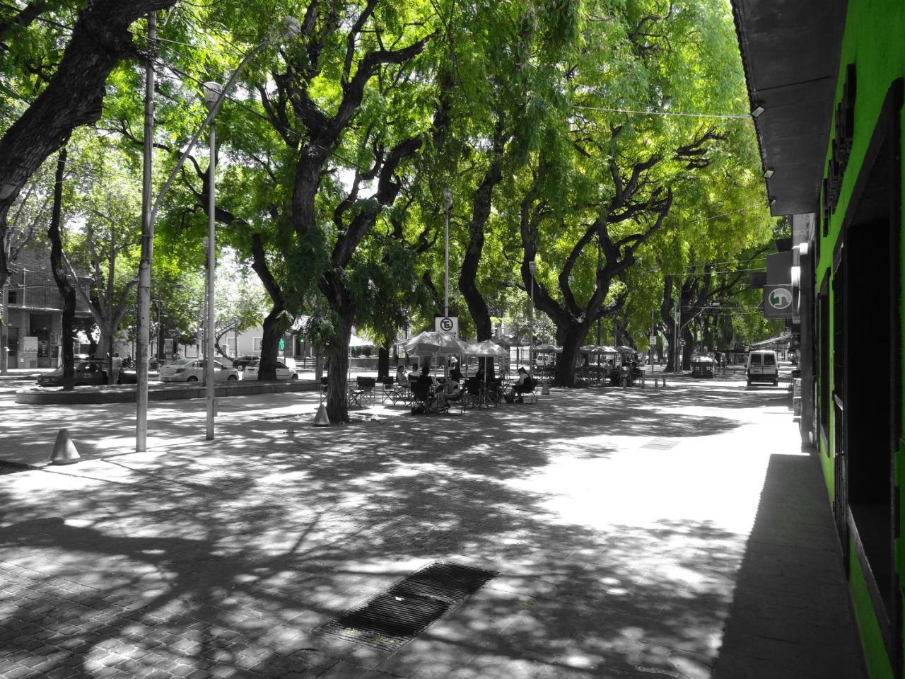 Black Sheep International Hostel Mendoza Exterior foto